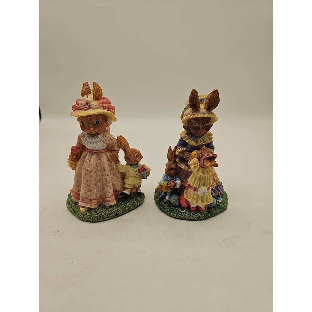 The Victorian Collection Figurine Rebecca Rabbit With Arthur & Eleanor 1995 X 2